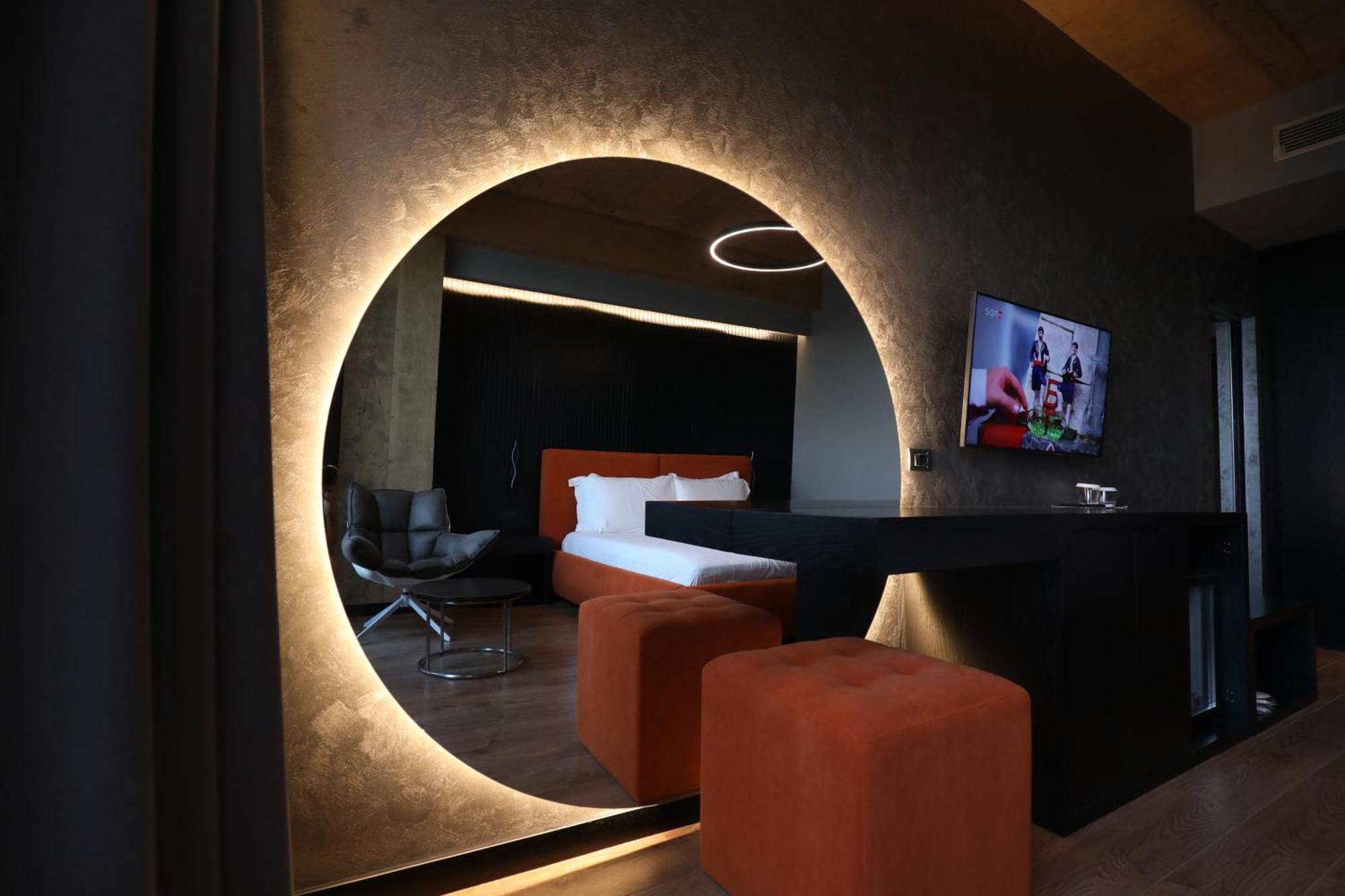 Toka Hotel Restaurant Udenisht Zewnętrze zdjęcie