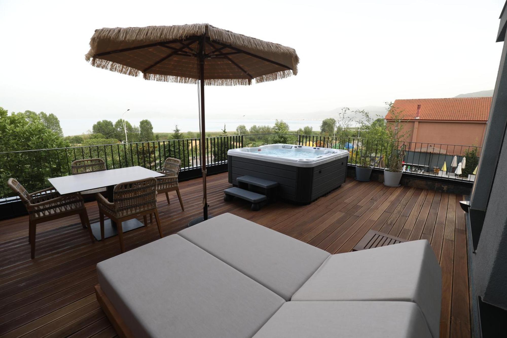 Toka Hotel Restaurant Udenisht Zewnętrze zdjęcie