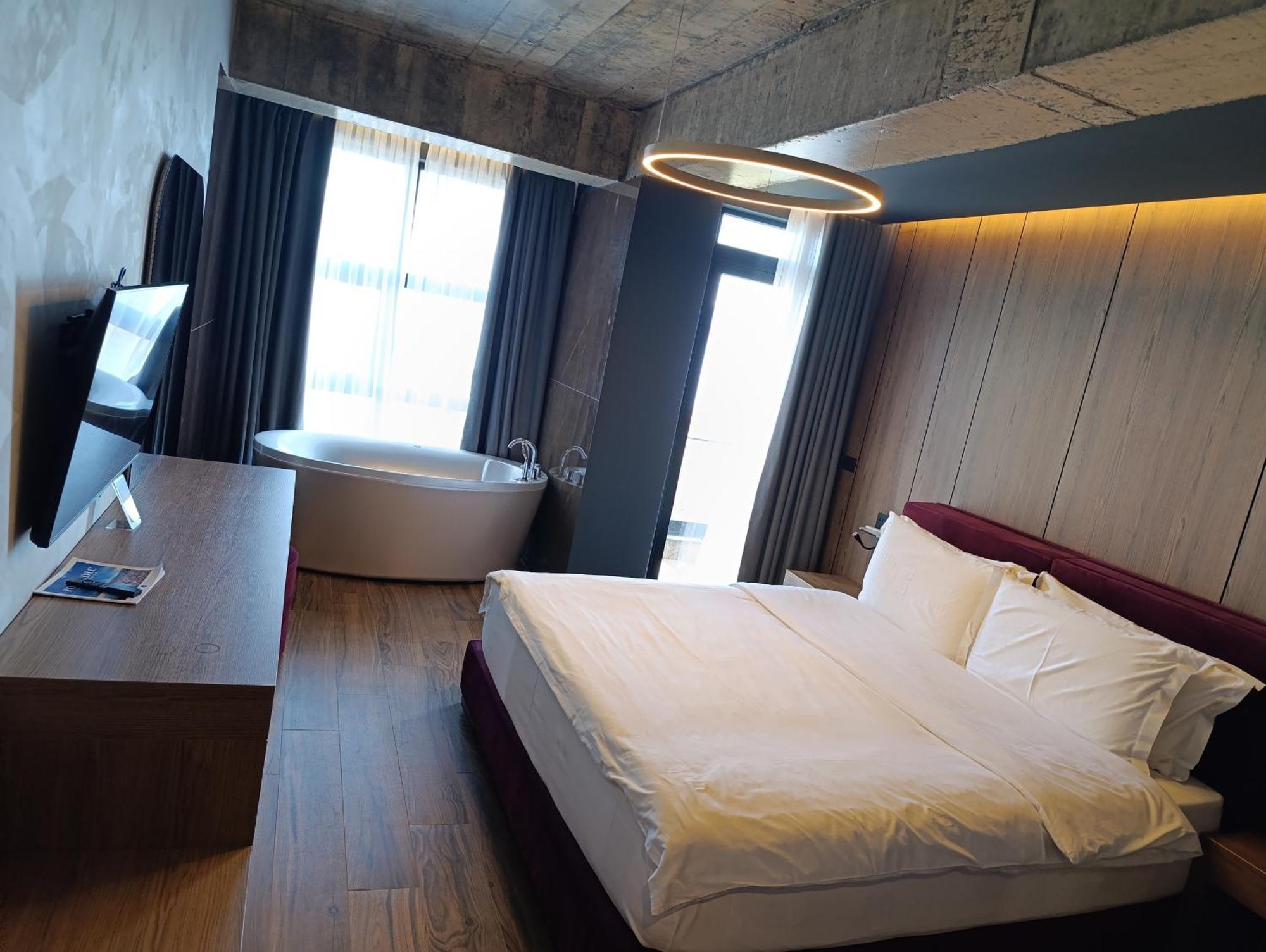 Toka Hotel Restaurant Udenisht Zewnętrze zdjęcie