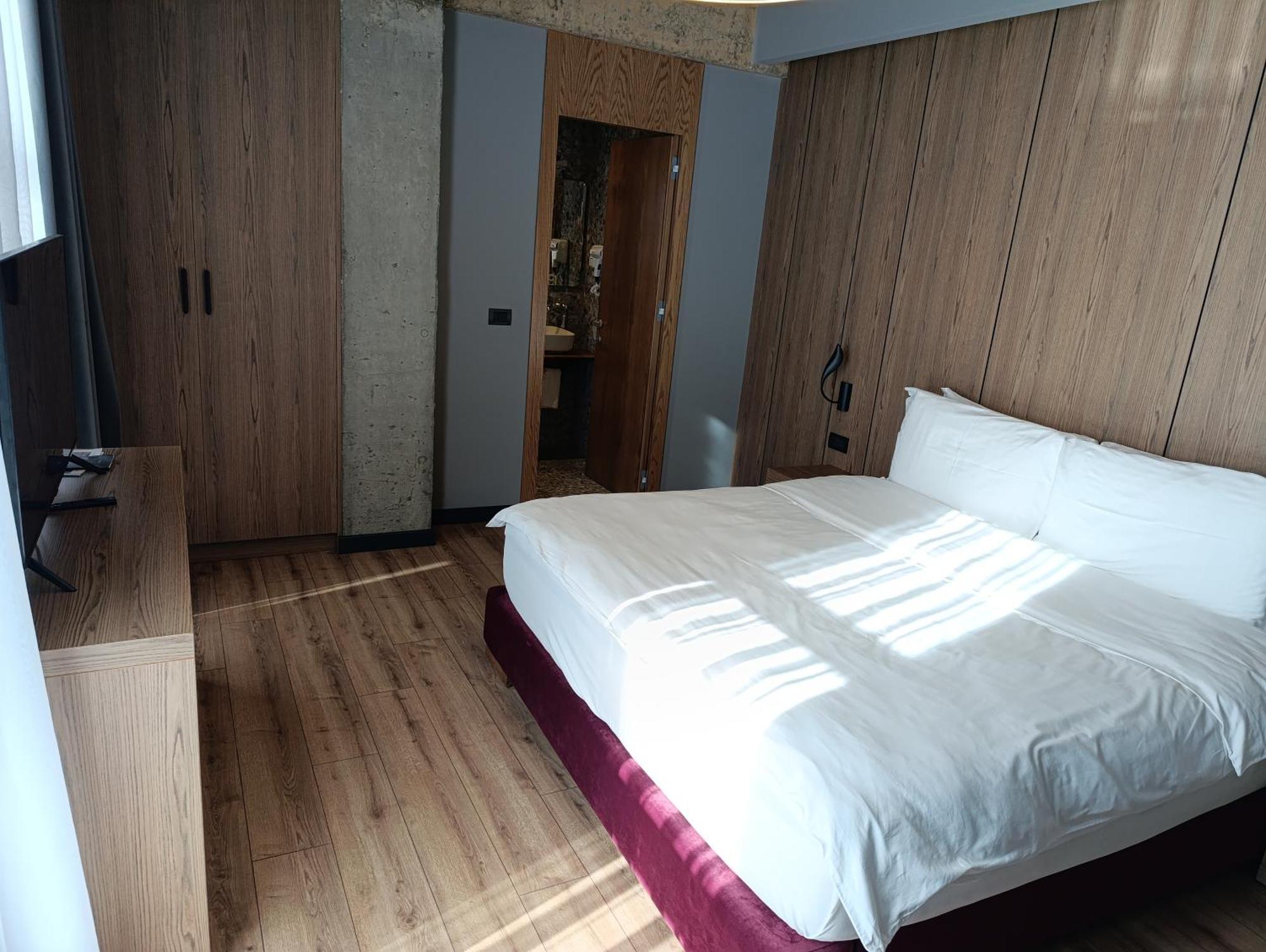 Toka Hotel Restaurant Udenisht Zewnętrze zdjęcie